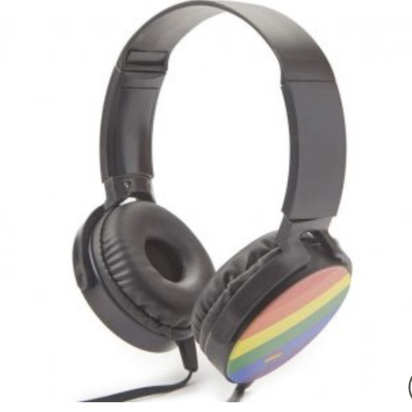 Show ur Colors Pride Bundle this great ๐ Bundle ๐๐๐บ๐ฒ๐๐ฆ - Picture 4 of 15